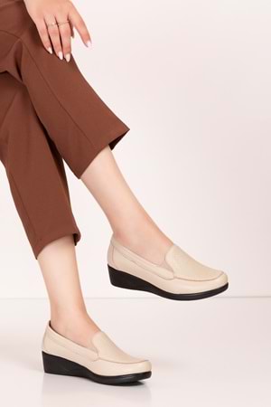 Gondol Hakiki Deri Ortopedik Taban Ayakkabı Bej 42 vdt.2606