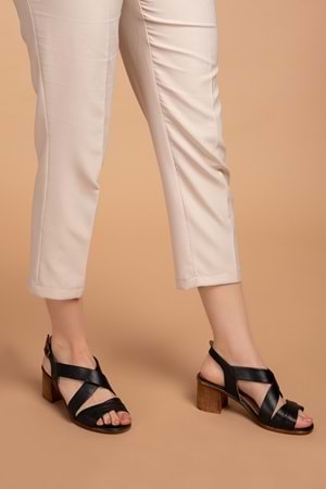 Gondol Hakiki Deri Topuklu Sandalet Siyah 37 iz.635