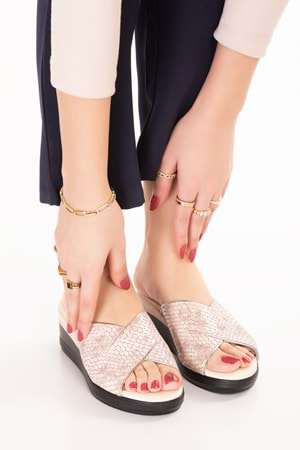 Gondol Hakiki Deri Ev Terliği özl.2763 - Bej Croco - 36