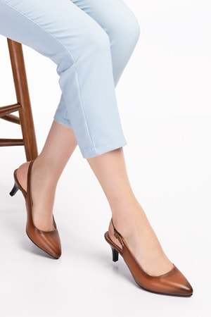 Gondol Kadın Hakiki Deri Orta Boy Topuk Stiletto vdt.230 - Taba - 40