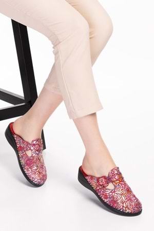 Gondol Kadın Hakiki Deri Ortopedik Sabo Terlik yprk.707 - Pembe Desen - 37