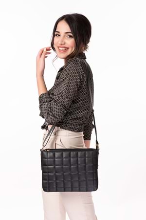 Gondol Kadın Kapitone Günlük Şık Çanta ald.4550 - Siyah