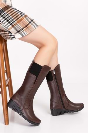 Gondol Hakiki Deri Sıcak İç Astar Dolgu Taban Lastikli Çizme Gndl.2080 - Kahverengi - 37