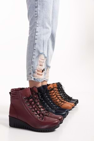 Gondol Kadın Hakiki Deri Kaymaz Dolgu Topuk Fermuarlı Bot esfa.2451 - Bordo - 41