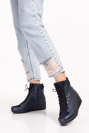 Gondol Kadın Hakiki Deri Kaymaz Dolgu Topuk Fermuarlı Bot esfa.2451 - Lacivert - 41