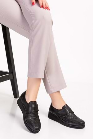 Gondol Hakiki Deri Strech Ortopedik Ayakkabı esp.750 - Siyah - 36