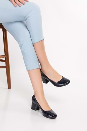 Gondol Kadın Hakiki Deri Yuvarlak Burun Topuklu Ayakkabı vdt.210 - Lacivert Croco - 38