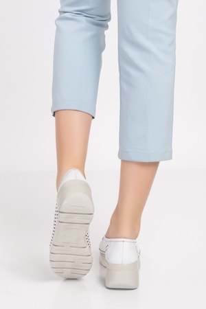 Gondol Hakiki Deri Dolgu Taban Rahat Yazlık Ayakkabı esfa.4001 - Beyaz - 39