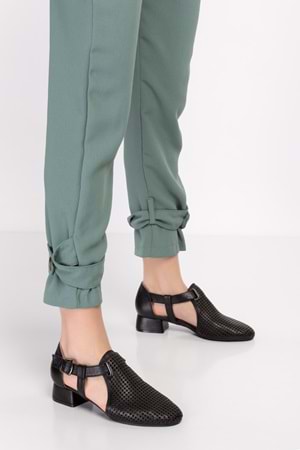 Gondol Kadın Hakiki Deri Lazer Kesim Topuklu Ayakkabı ast.6400 - Siyah - 41