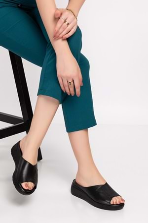 Gondol Hakiki Deri Dolgu Topuk Terlik özl.404 - Siyah - 37