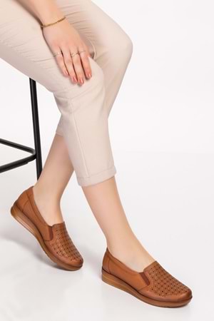 Gondol Kadın Hakiki Deri Anatomik Taban Lazer Delikli Günlük Ayakkabı Pyt.1208 - Taba - 36