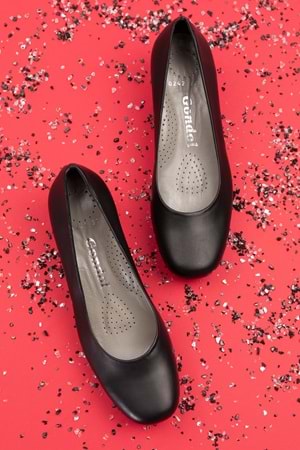 Gondol Kadın Hakiki Deri Rahat Topuklu Hostes Ayakkabı şhn.0242 - Siyah - 34