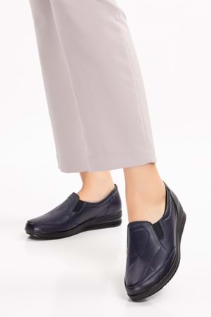 Gondol Kadın Hakiki Deri Anatomik Yumuşak Taban Günlük Ayakkabı pyt.1213 - Lacivert - 37