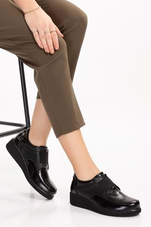 Gondol Hakiki Deri Anatomik Taban Lastikli Kolay Giyim Ayakkabı ert.5055 - Siyah - 40