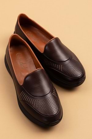 Gondol Kadın Hakiki Deri Hafif Taban Klasik Günlük Ayakkabı at.4218 - Kahverengi - 36