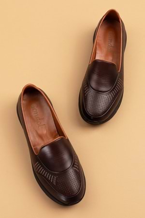 Gondol Kadın Hakiki Deri Hafif Taban Klasik Günlük Ayakkabı at.4218 - Kahverengi - 36