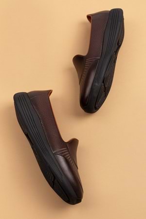 Gondol Kadın Hakiki Deri Hafif Taban Klasik Günlük Ayakkabı at.4218 - Kahverengi - 36