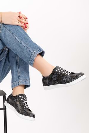 Gondol Kadın Hakiki Deri Desen Detaylı Günlük Rahat Ayakkabı gnd.109 - Kurşun Desen - 40