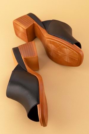 Gondol Kadın Hakiki Deri Orta Topuklu Günlük Şık Terlik iz.12109 - Siyah - 36