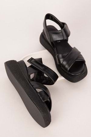 Gondol Kadın Hakiki Deri Cırtlı Sandalet elnr.481 - Siyah - 36