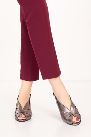 Gondol Hakiki Deri Klasik Topuklu Ayakkabı şhn.985 - Platin - 40