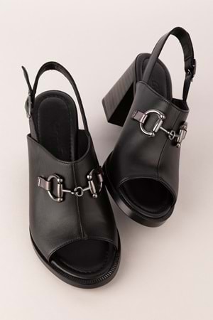 Gondol Kadın Hakiki Deri Topuklu Şık Tokalı Sandalet tlh.655 - Siyah - 36