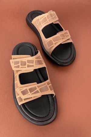 Gondol Erkek Hakiki Deri Cırtlı Ayarlanabilir Rahat Terlik esm.6016 - Kum - 41