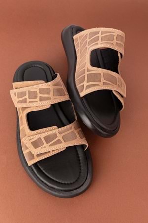 Gondol Erkek Hakiki Deri Cırtlı Ayarlanabilir Rahat Terlik esm.6016 - Kum - 41