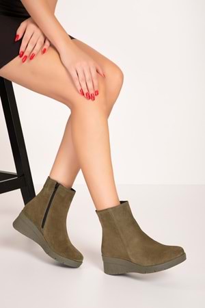 Gondol Kadın Hakiki Deri Kaymaz Taban Dolgu Topuk Bot elnr.5916 - Haki Süet - 38