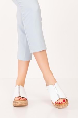 Gondol Kadın Hakiki Deri Platform Tabanlı Terlik anl.3241 - Beyaz - 42