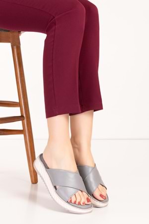 Gondol Hakiki Deri Anatomik Taban Rahat Çapraz Terlik kla.6030 - Gri - 36