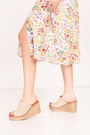 Gondol Kadın İçi Hakiki Deri Keten Dolgu Topuk Platform Sandalet ell.6948 - Bej - 34