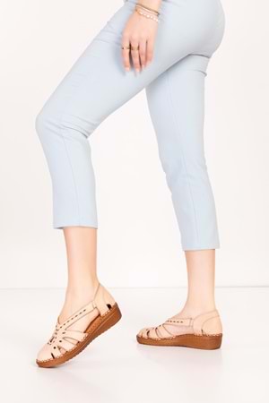 Gondol Kadın Hakiki Deri Önü Kapalı Rahat Sandalet pyt.5103 - Bej - 39