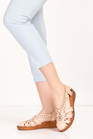 Gondol Kadın Hakiki Deri Önü Kapalı Rahat Sandalet pyt.5103 - Bej - 39