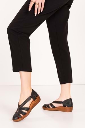 Gondol Kadın Hakiki Deri Önü Kapalı Rahat Sandalet pyt.5103 - Siyah - 36