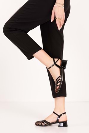 Gondol Kadın Hakiki Deri Şık OrtaTopuklu Ayakkabı ast.225 - siyah rugan - 35