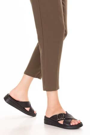 Gondol Hakiki Deri Toka Detaylı Çapraz Terlik asy.992 - Siyah - 36