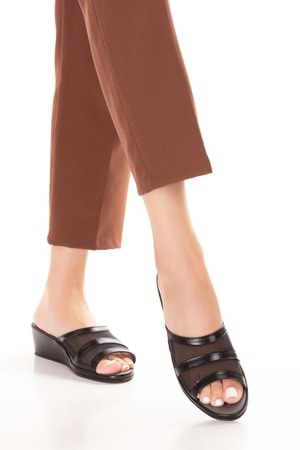 Gondol Hakiki Deri Fileli Şık Atom Ev Terliği Blc.26 - Siyah - 35