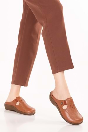 Gondol Kadın Hakiki Deri Özel Tabanı Çıkabilen Sabo Ev ve Dışarı Terlik yprk.280 - Taba - 36