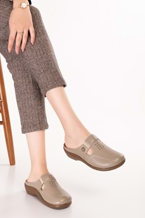 Gondol Kadın Hakiki Deri Özel Tabanı Çıkabilen Sabo Ev ve Dışarı Terlik yprk.280 - Vizon - 39