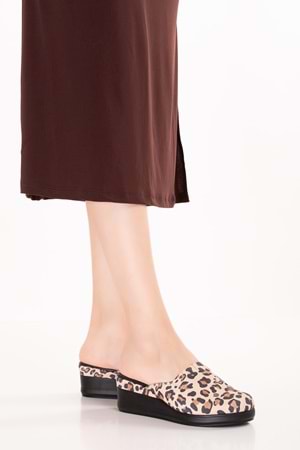 Gondol Kadın Hakiki Deri Dolgu Topuk Sabo Terlik özl.906YT - Bej Leopar - 36