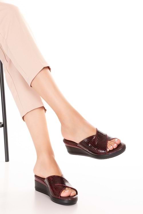 Gondol Hakiki Deri Ev Terliği özl.2763 - Bordo - 39