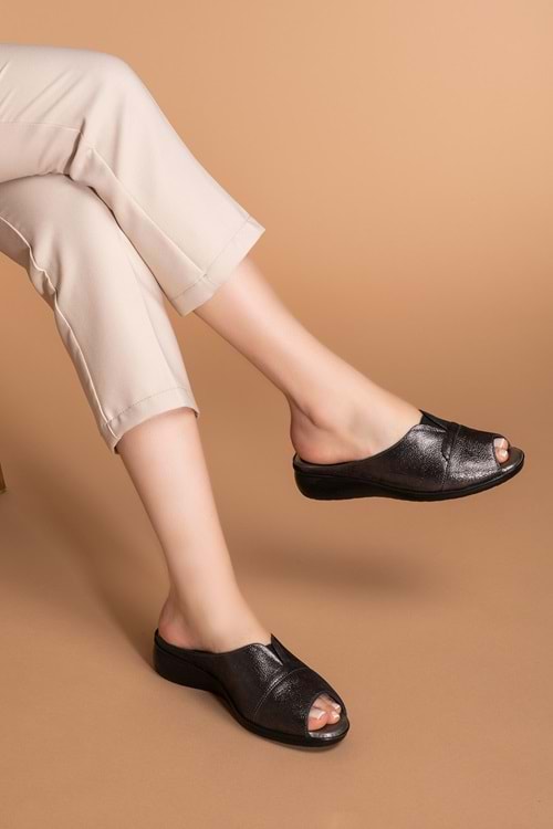 Gondol Hakiki Deri Çeyizlik Kadın Terlik özl.326 - Siyah - 37