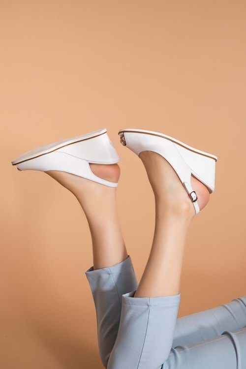 Gondol Kadın Hakiki Deri Dolgu Topuk Ayakkabı şhn.0109 - Beyaz - 36