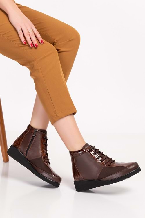 Gondol Hakiki Deri Anatomik Taban Kemik Çıkıntısına Özel Bot ert.3870 - Kahverengi - 37