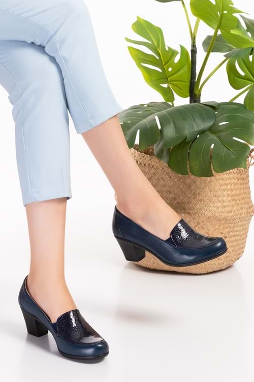 Gondol Hakiki Deri Rahat Klasik Topuklu Ayakkabı vdt.206 - Lacivert - 34