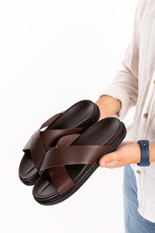 Gondol Erkek Hakiki Deri Çapraz Bant Klasik Terlik esm.2024 - Kahverengi - 45