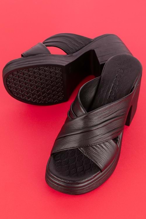 Gondol Kadın Hakiki Deri Platform Topuklu Terlik msa.59 - Siyah - 40