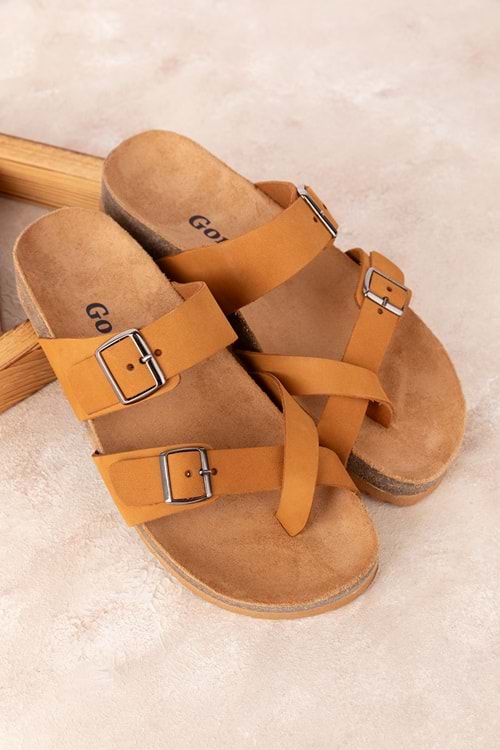 Gondol Kadın Hakiki Deri Günlük Parmak Arası Terlik usl.2442 - Camel - 40