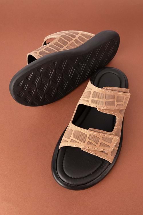 Gondol Erkek Hakiki Deri Cırtlı Ayarlanabilir Rahat Terlik esm.6016 - Kum - 41